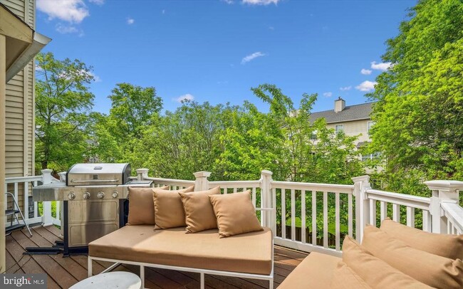 Building Photo - 15907 Elf Stone Ct