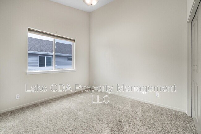 Building Photo - 3995 W Belgrave Wy