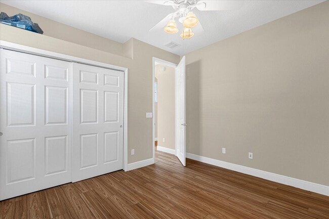 Building Photo - STOP USING THIS ACCOUNT! THIS IS OLD - 2625 Tweed Run