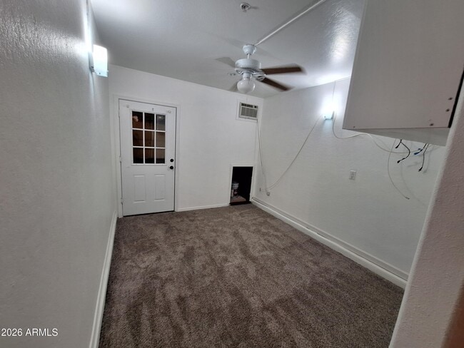 Building Photo - 2670 S Voyager Dr