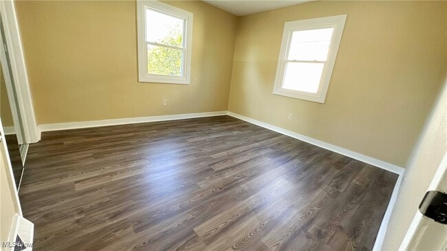 Building Photo - 2339 Chestnut St