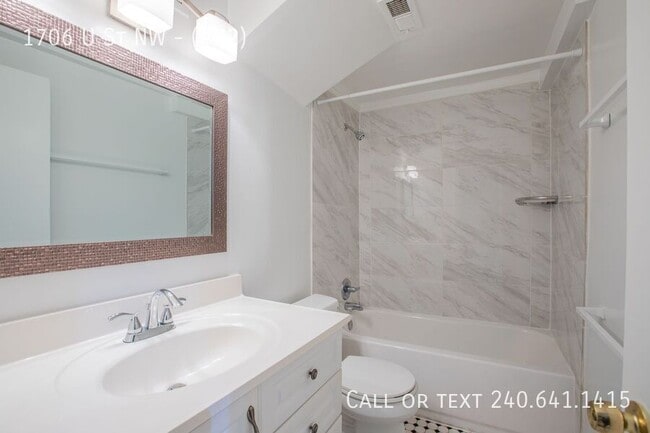 Building Photo - 1706 U St NW