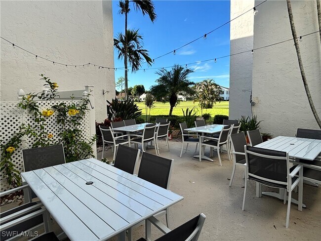 Building Photo - 1624 Pine Valley Dr