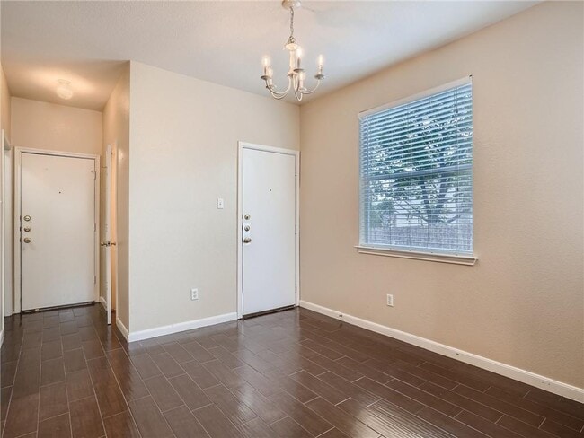 Building Photo - 13913 Harris Ridge Blvd
