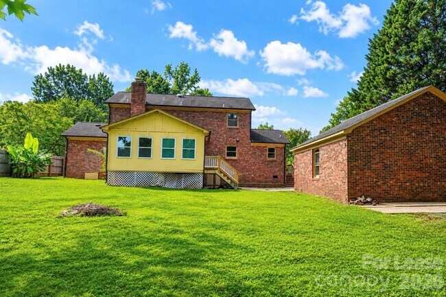 Building Photo - 5501 Biederbeck Dr