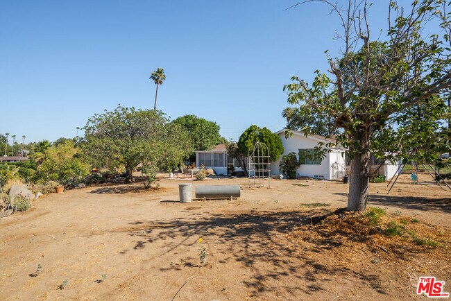 Building Photo - 6739 Garces Ave