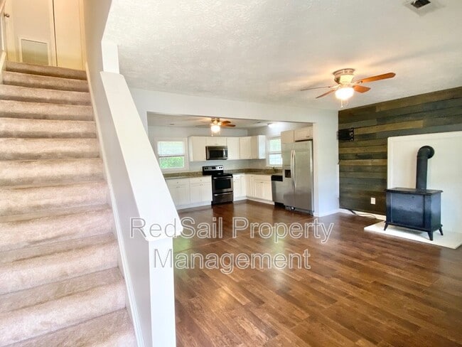 Building Photo - 5187 Oak Creek Cir