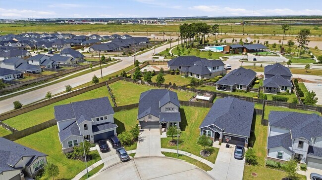 Building Photo - 7303 Bristlegrass Colony Ct
