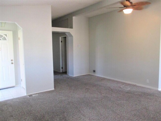 Building Photo - 2904 Peach Tree St