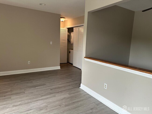 Building Photo - 4516 Birchwood Ct