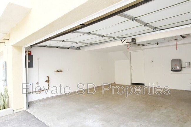 Building Photo - 2888 C St