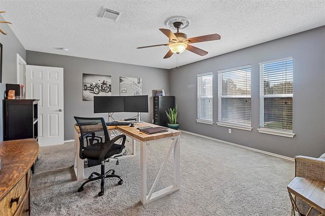 Building Photo - 2202 Barton Springs Dr