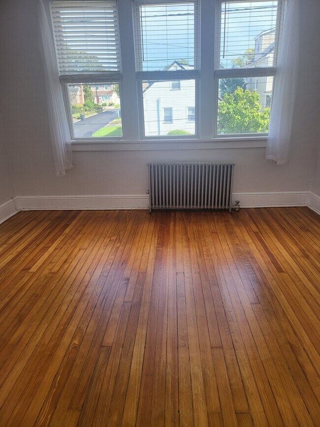 68 Entwistle Ave 68 Entwistle Ave Nutley NJ 07110 Apartment Finder