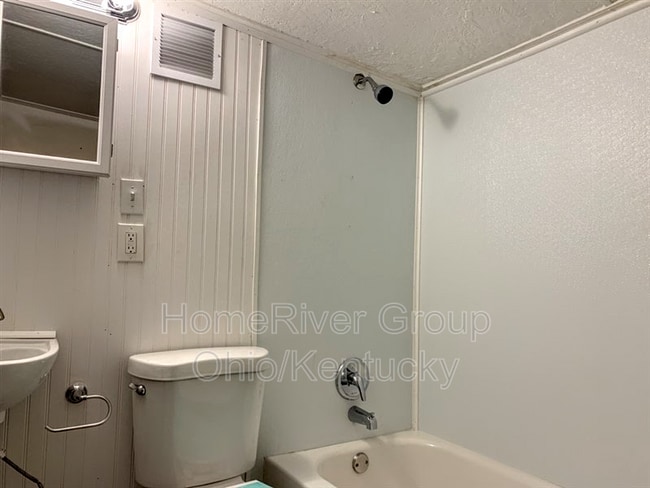 Building Photo - 3607 Craig Ave