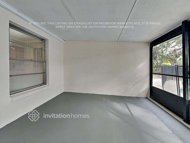 Building Photo - 4037 Eastridge Dr