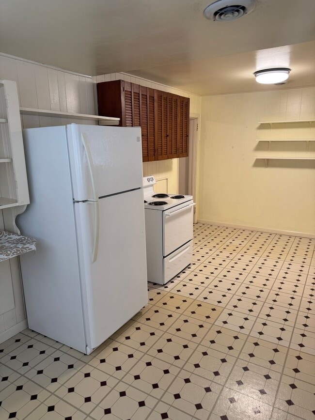 Building Photo - Charming home in the Heart of Bristol VA