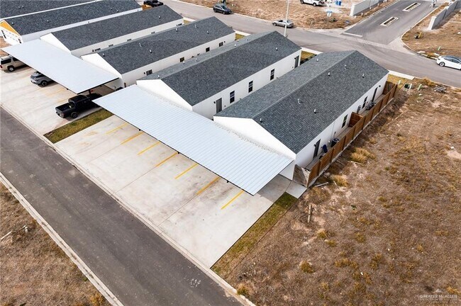 Building Photo - 18 Mile 6 Rd N