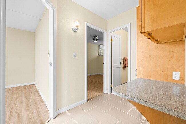 Building Photo - 95-2057-2057 Waikalani Pl