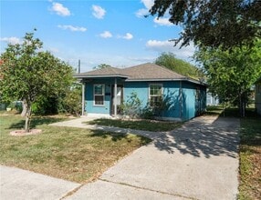 Building Photo - 3630 Stinson St