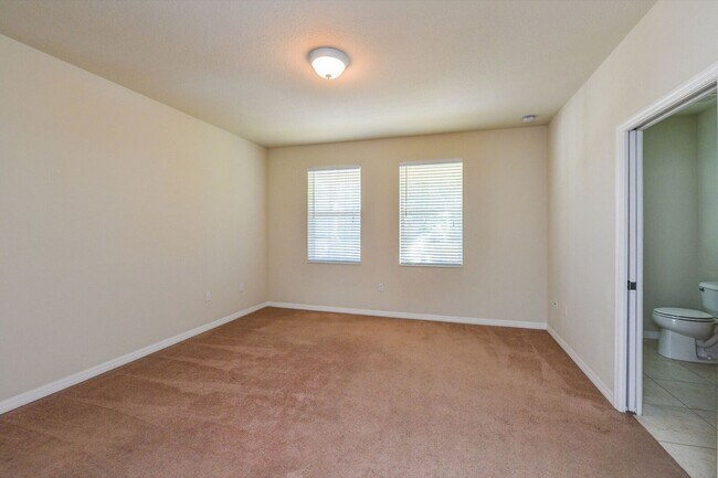 Building Photo - 3746 82nd Ave Cir E