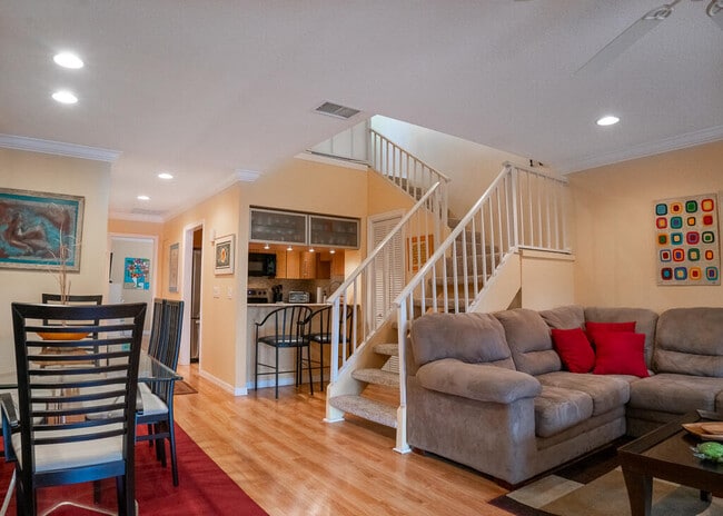 Building Photo - 1903 NE Media Ave