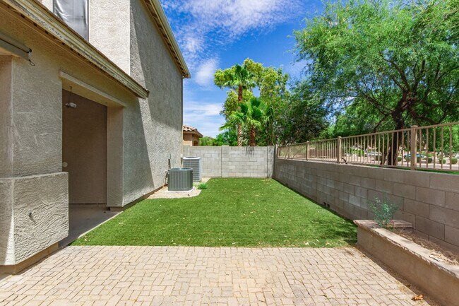 Building Photo - 21127 Avenida Del Valle Ct