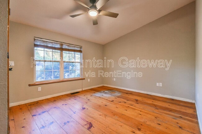 Building Photo - 455 Cantrell Rd