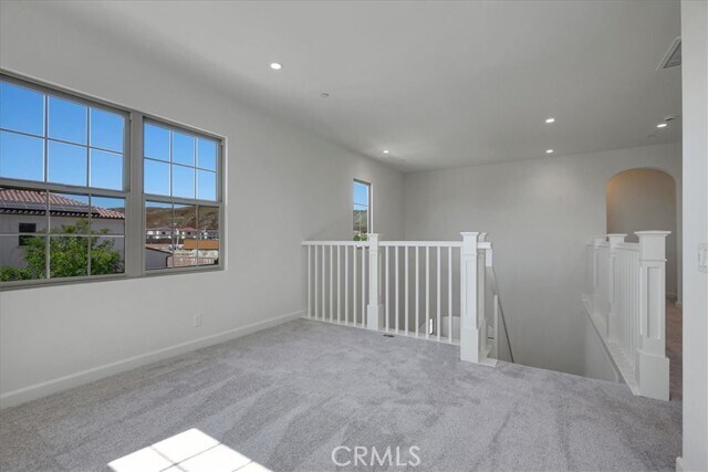 Building Photo - 228 Birdseye