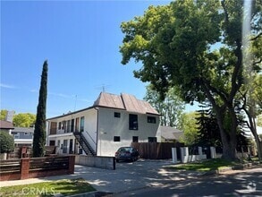 Building Photo - 3461 Perlita Ave
