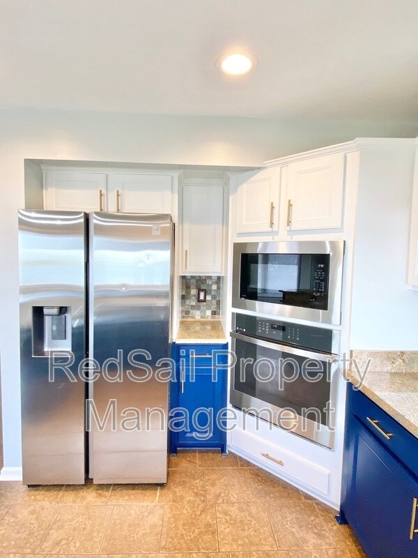 Building Photo - 256 R Hunts Neck Rd