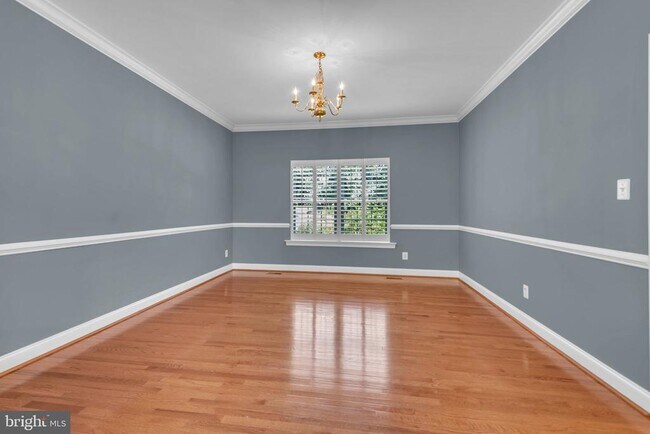 Building Photo - 3355 Lancer Ct