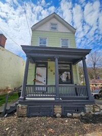 Building Photo - 703 Sedam St