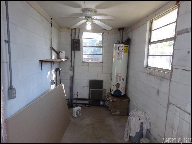 Building Photo - 107 S Holly St