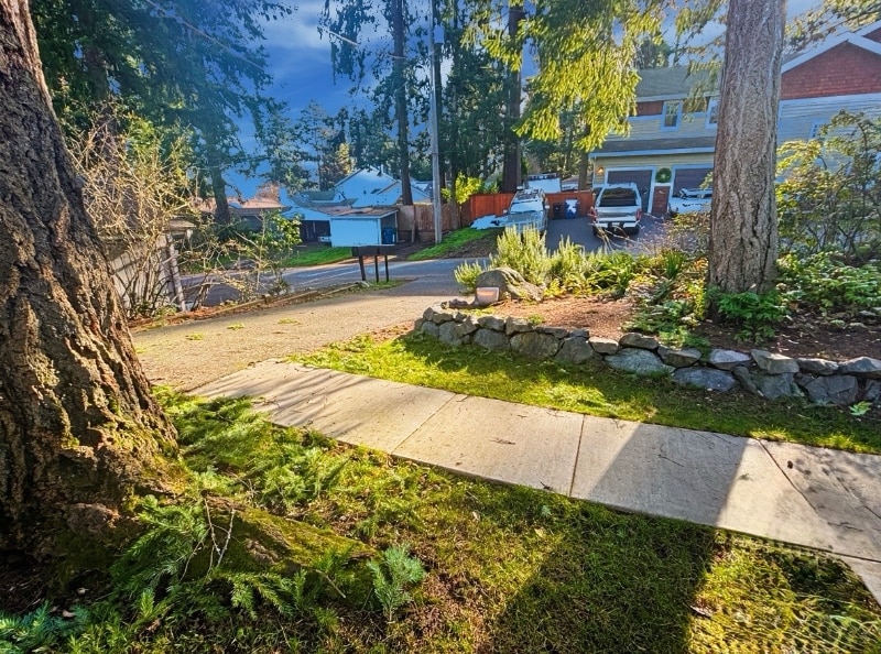 Building Photo - 106 N 140th St