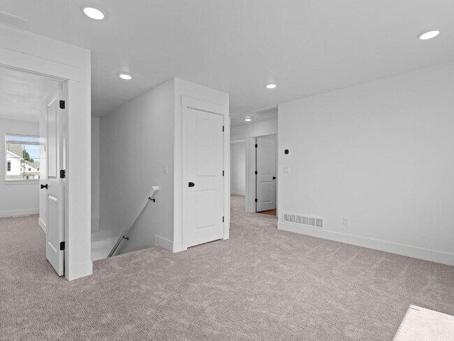Building Photo - 2986 Sydney Dr
