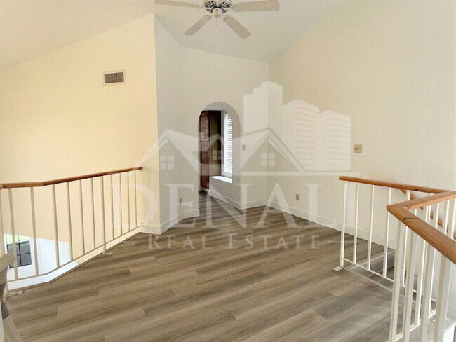 Building Photo - 19907 N Denaro Dr