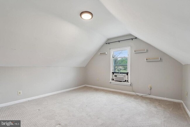 Building Photo - 5023 Broad Run Church Rd