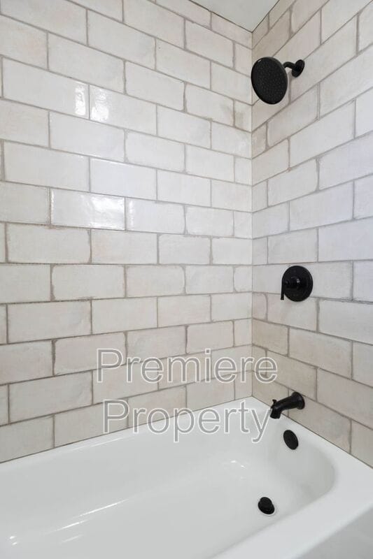 Building Photo - 7306 Elm Ave