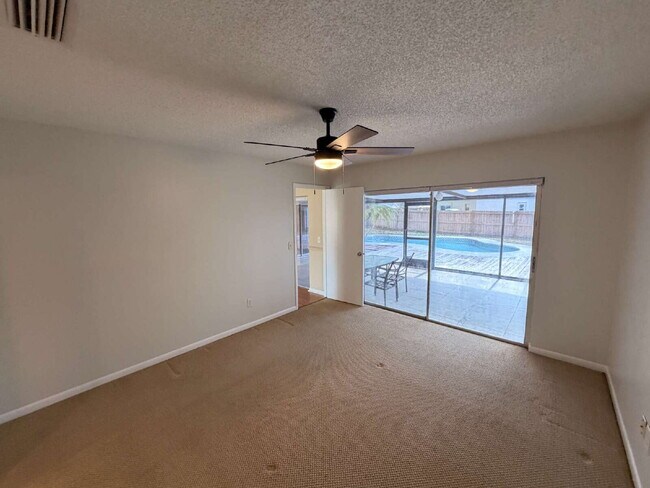 Building Photo - PRIVATE POOL HOME | 3 BED / 2 BATH | FENCED YARD | GARAGE | PET FRIENDLY