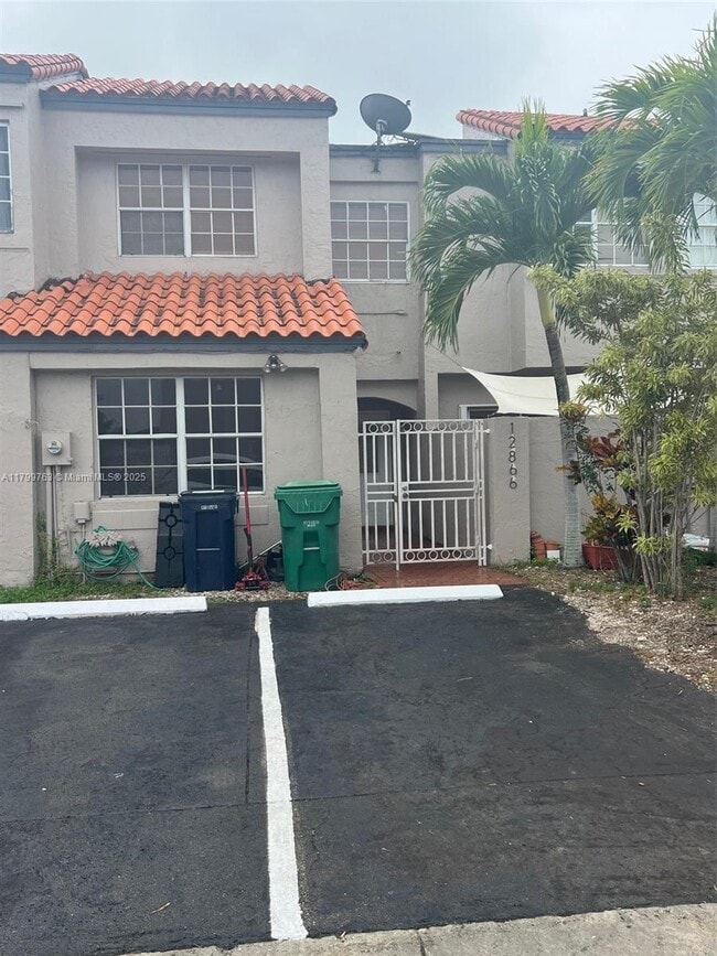 Primary Photo - 12866 SW 62nd Terrace