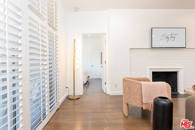 Building Photo - 8911 Cynthia St