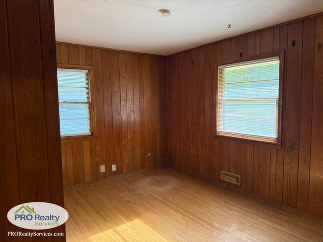 Building Photo - 4 Bedroom Home in Richfield