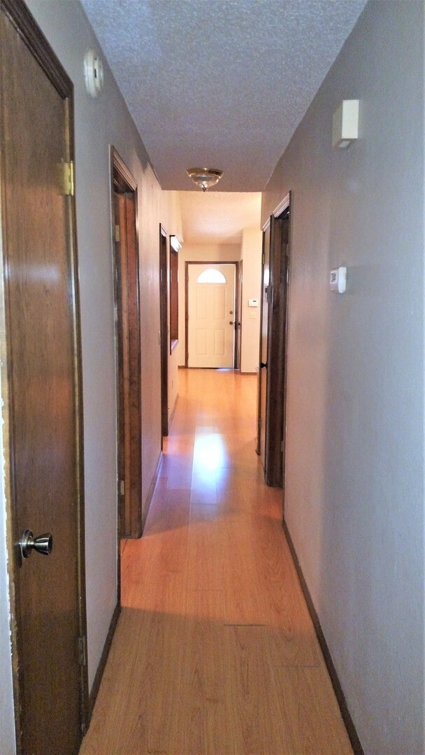 Building Photo - 2 Bedroom 2 Bathroom Townhome Fairfield Gr...