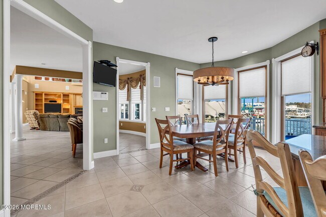 Building Photo - 3110 Windsor Ave