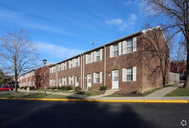 Primary Photo - Charles Landing Apartments