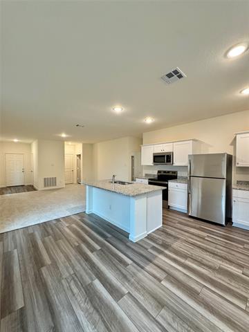 Building Photo - 2307 States St