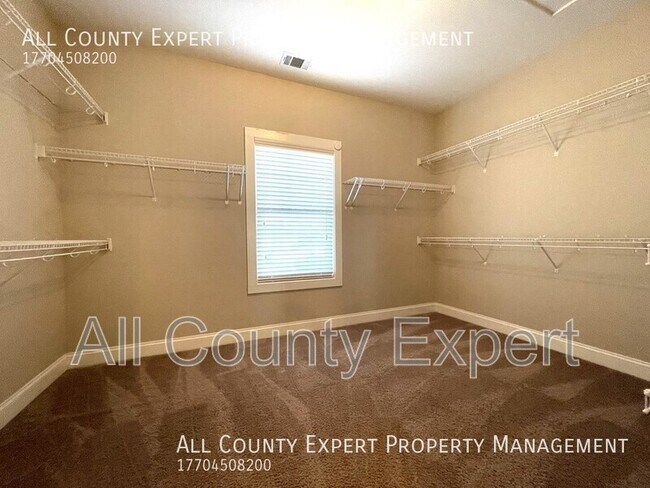 Building Photo - 4885 Hanson Farms Ln