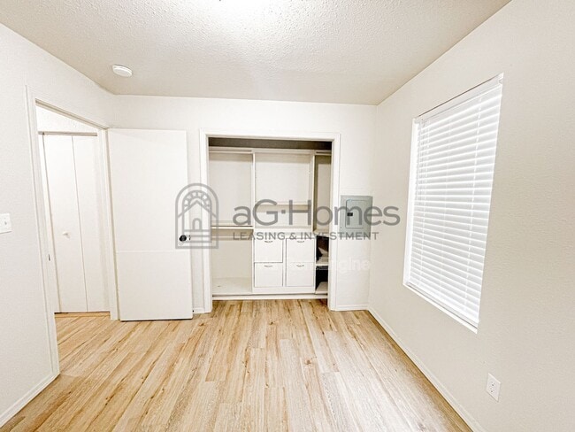Building Photo - 1417 NW 95th St