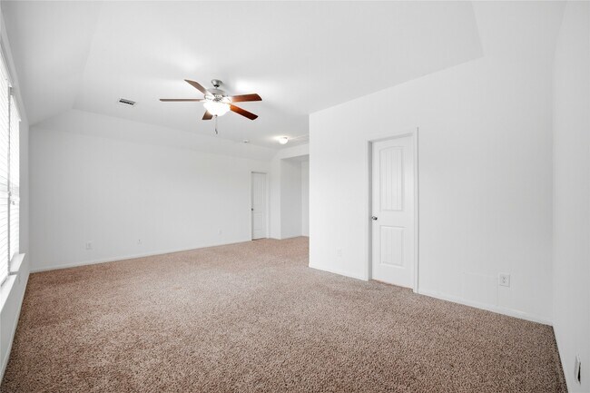 Building Photo - 10322 Urban Oak Trl