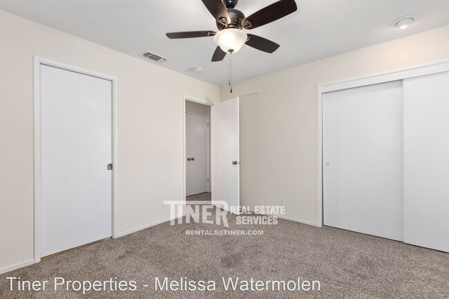 Building Photo - 3 br, 2.5 bath House - 8708 Bluff Lane
